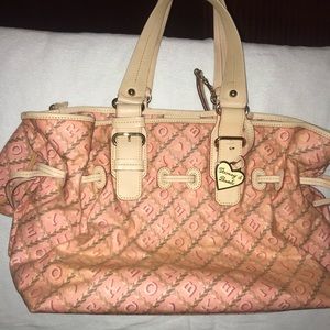 Dooney Bourke